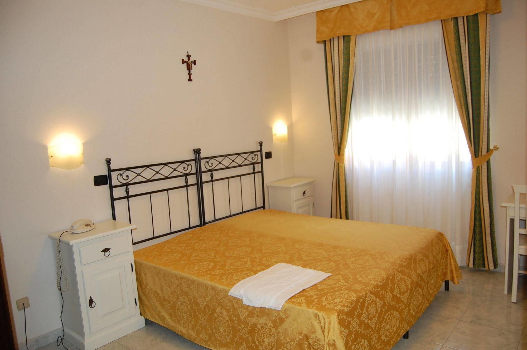 Hotel Villa San Pietro San Giovanni Rotondo Zewnętrze zdjęcie